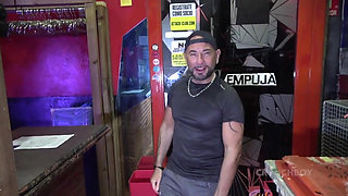 Jess Royan fucked raw by a straigth from Madrid