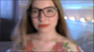 Very Beautiful Erotic Video Beauty Masturbates Pussy and Shows Her Ass