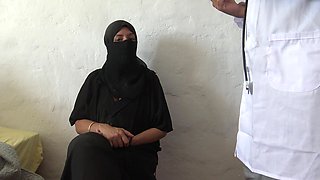 This Turkish Muslim Granny Is Shocked! Doctor Pulls Out His Big