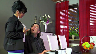 Big boobs tattooed MILF gets fucked in her wide wet pussy