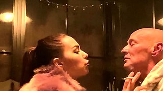 European Amateur Gives Wicked Head Outdoors In Public