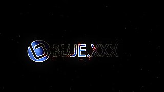 SARINAANDROBIN   Sarina and Livi