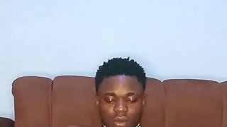 Baby Mama Drops by the House to Take This BBC and She Gives Hot Blowjob She’s Nasty