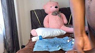 Amateur black couple has some fun in their room