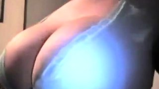 Big Tits on Webcam Bouncing Fun