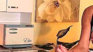 Masterful Blowjob From a Sports Masseuse