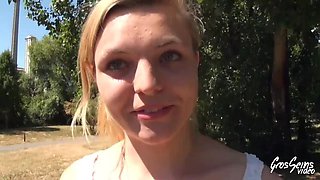 Sindy, young blonde ass fucked in a park