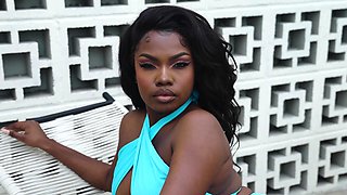 Beautiful black teen posed totally naked