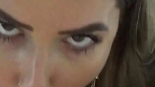 I Fucked My Egyptian Stepsister When Our Parents Are Outside