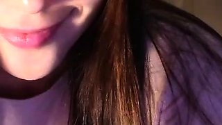 Brunette Solo Webcam Masturbation