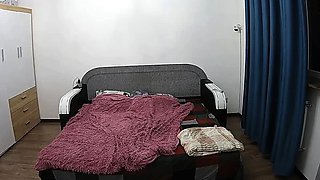 Amateur couple copulation on hidden cam