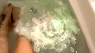 We Love Amateur Asian College Teens in Dorm pt 1