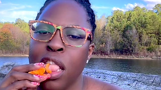 MATURE EBONY COUGAR MAKING FETISH CONTENT OUTSIDE PT 3