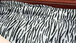 Homemade Masturbation in Front of the Mirror Without Taking off Her Panties