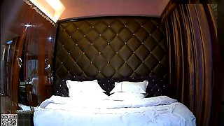 Horny fat arab housewife fingered on amateur hidden cam