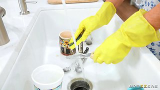 A Modern Interracial Romance - Bad BBC Boy Meets GILF: Gia OhMy, Ace Hardz, Seka Black