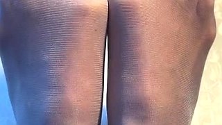 Nylon seamed foot fetish pt2