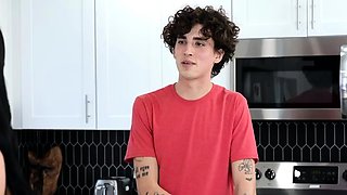 MomWantsCreampie Jennifer White Stepsons Sexual Services