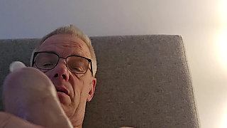 Splashing in a Kondom