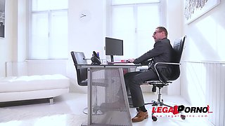 Blonde secretary Rose Delight fucked on the office desk by horny boss GP892 - PornWorld
