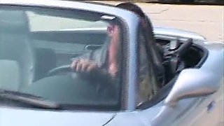 Policewoman Fucks Bandits Secretly On Roadside