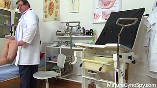 Mature gyno - Medical cam footage of young female gyno patient
