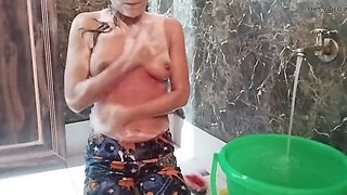 Hardcore bhabhi desi action featuring 18-year-old Indian beauty Sexytanish01