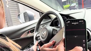 Dani Ortiz drives his car while his vagina vibrates INEDITO