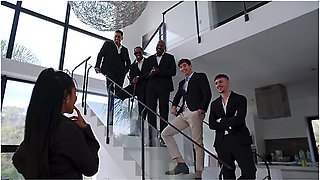 Real Estate Agent Gets Gangbanged By Students With Hardcore Double Penetration, Airtight!