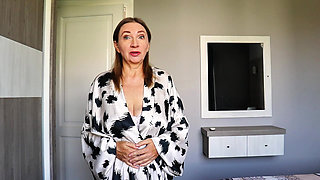 Busty Mature Stepmom Futanari Teaches Passion