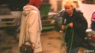 Wild Screw In The Garage Retro MILF Porn