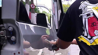 Plumper Granny Gets Ass Destroyed in My Van