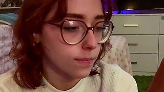 Awesome Amateur teen blonde toying pussy