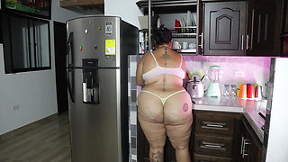 My Boyfriend Shows Me His Huge Cock