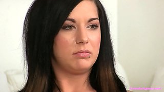 Tracey lindsay seduces very first time model - woman agent