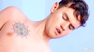 Men: Racing Hearts, Racing Twinks: A Test Of Lust - Cole Link