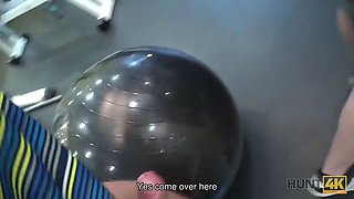 Hunt4k. hunter pays boy currency to screw his gf in front of him