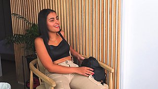 Innocent 18yo Latina Sucks Big Cock