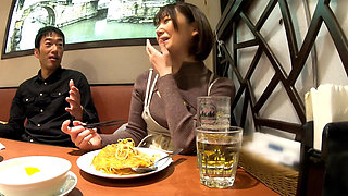 Part 1【wildly Erotic Chinese Dress Cosplay Cafe Waitress】 a Gentle, Shy Beauty with a Panda-like Personality Found in Ueno