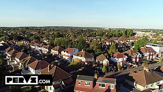 Scarlet Skies Gives Lucky One Night Stand Quinton a Morning Rimjob and Wild Ride