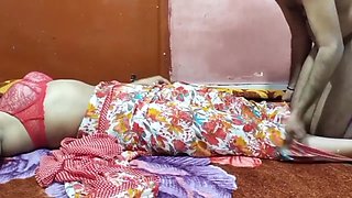 Hot Indian Housewife With Rad Saree Fucking With Husband Very Very Hot