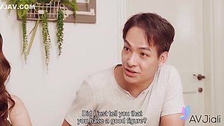 Yo Yo In Sexy Taiwan Babe Has An Old Friend From Uni Visit Her And Fuck Her