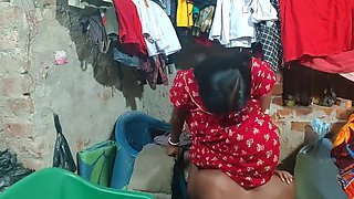 The Made The Aunty Naked And Fucked Her, The Aunty Enjoyed It