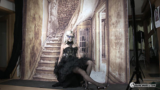 Lena Love - 412 - Photoshoot Backstage