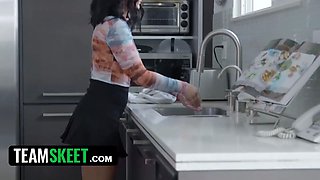 Don\u2019t tell my wifey