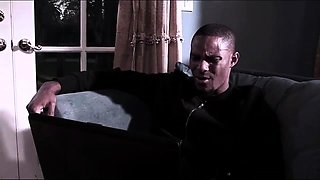 sexy black babe nails her juicy ass on bbc