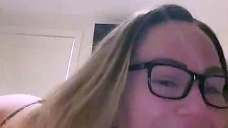 amateur blonde solo webcam