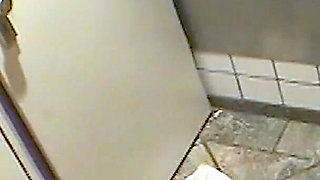 Amateur Sex on the Toilet