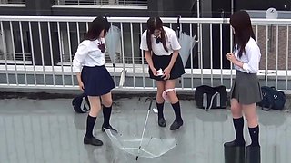 Kinky Japanese Teens Pee