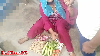 Vegetable bech rahi bhabhi ko patakar choda in clear hindi voice xxx indian desi bhabhi vegetables selling